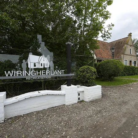 Chalet Recreatiepark Wiringherlant 2