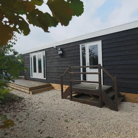 Recreatiepark Wiringherlant 2 Chalet